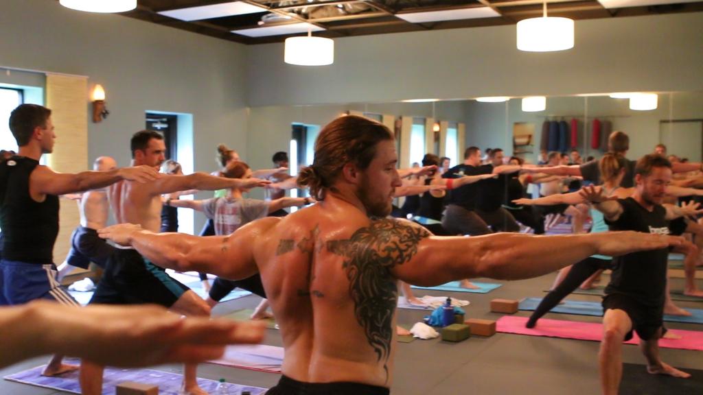 Broga: lo yoga per maschietti